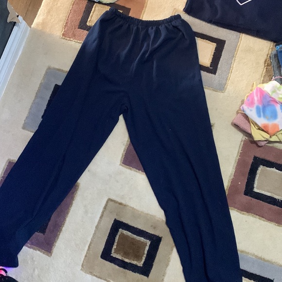 2 pairs comfy pants - Picture 2 of 2